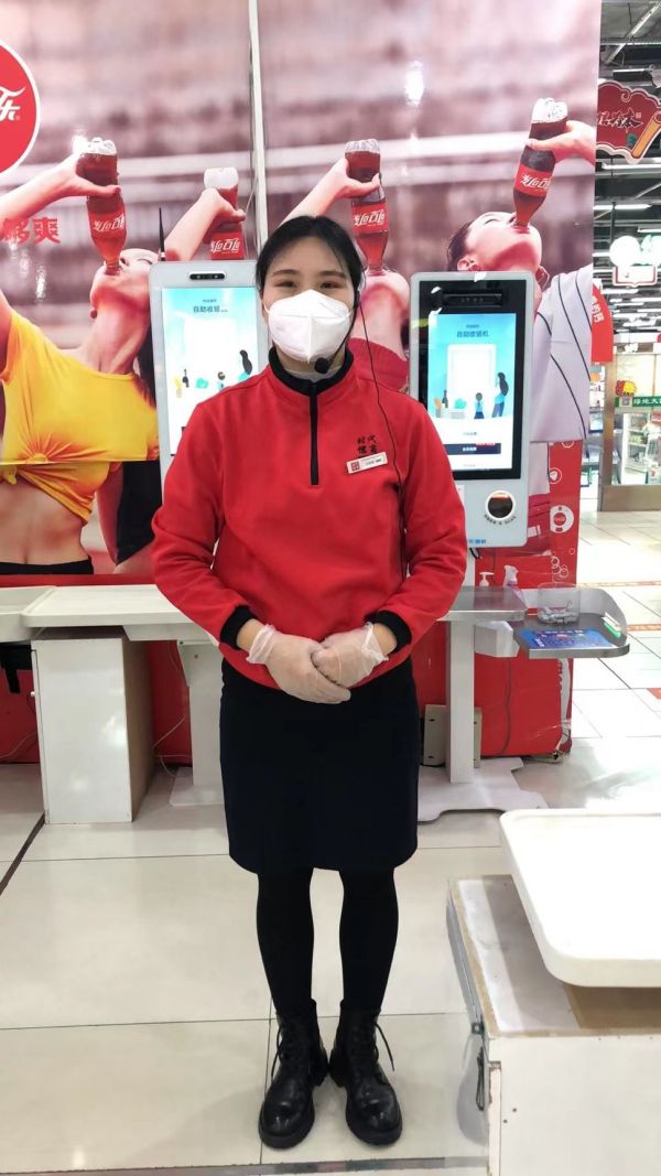 【新時(shí)代商廈寶龍店】企業(yè)文化踐行者（8）為顧客解決實(shí)際問題